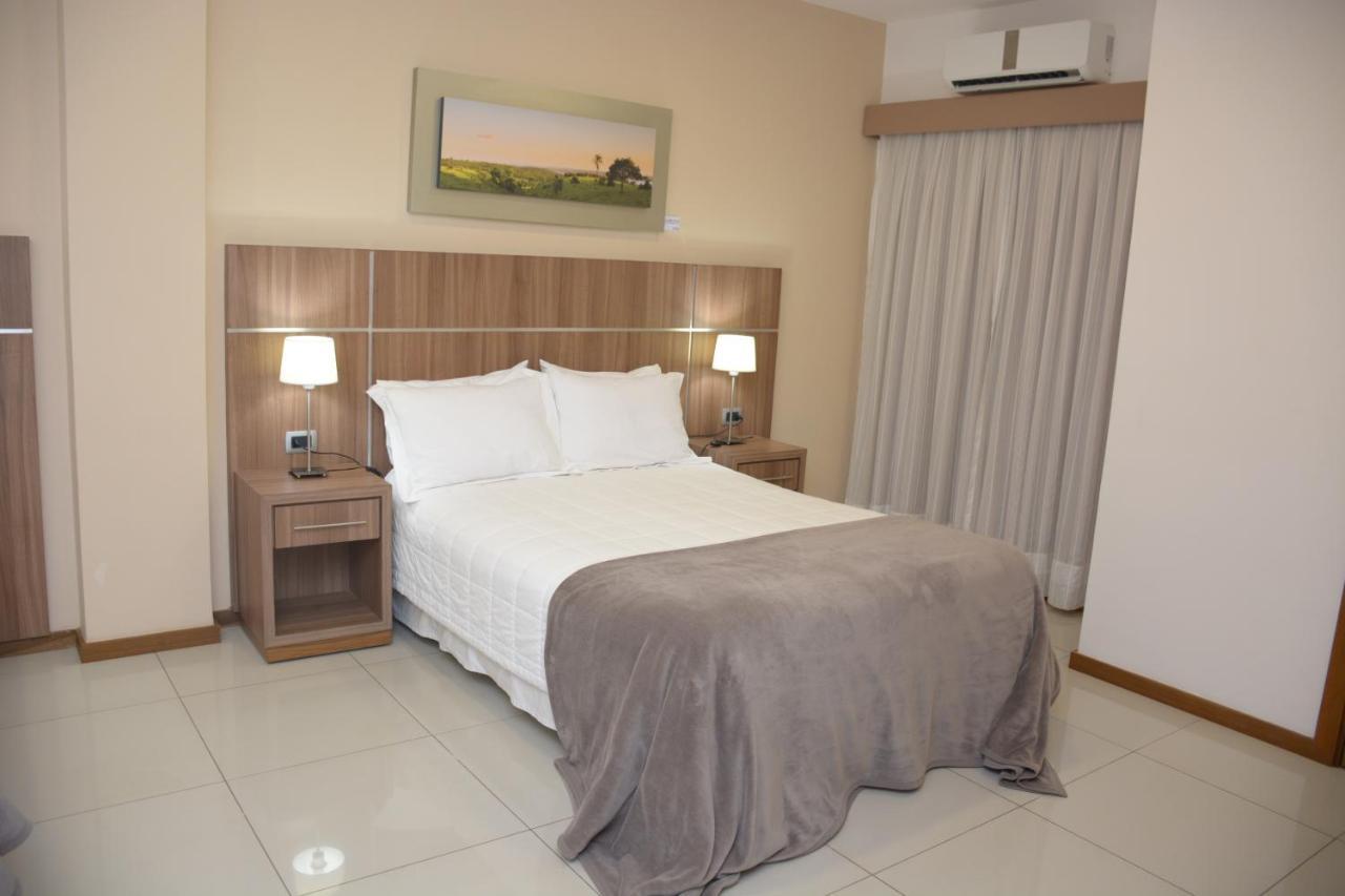 Bella Vista Hotel - Encarnación מראה חיצוני תמונה