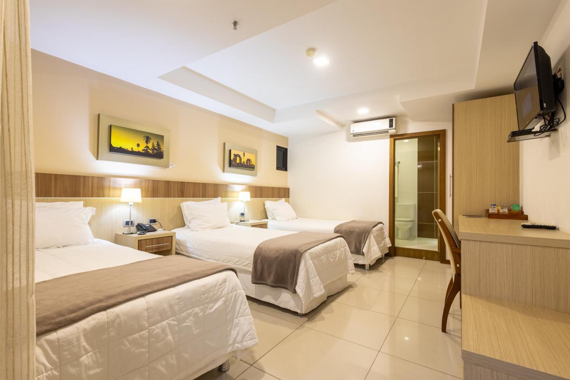 Bella Vista Hotel - Encarnación מראה חיצוני תמונה